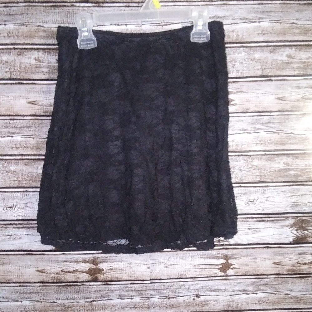 CATO BRAND SKIRT WITH LACE OVERLAY